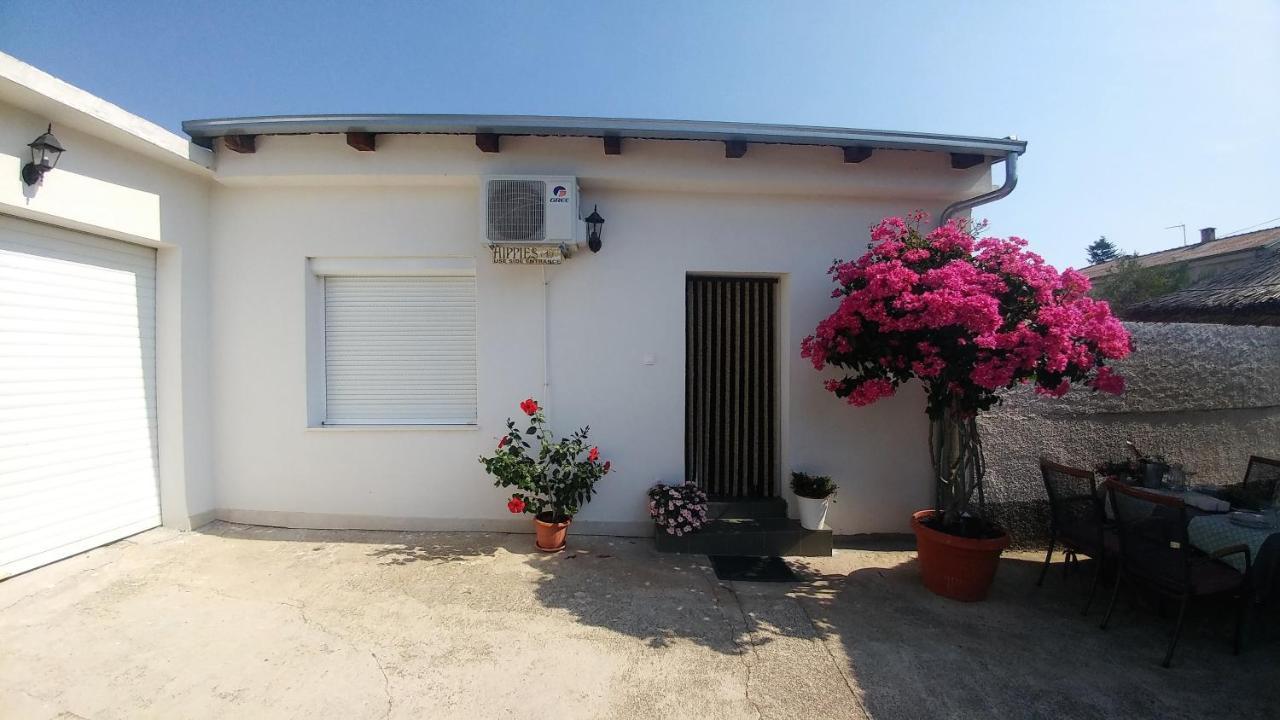 Apartments Pipi Pakostane Bagian luar foto